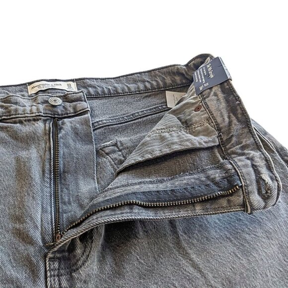 NWT ABERCROMBIE & FITCH 90s Straight Ultra High Rise Curve Love Jeans Sz 33x16R - Picture 5 of 9
